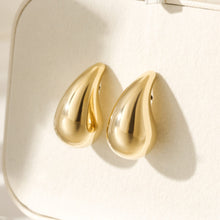 Load image into Gallery viewer, Water Drop Earrings