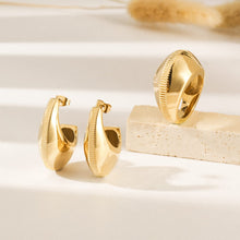 Load image into Gallery viewer, Machined Drop Earring