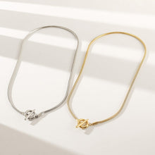 Load image into Gallery viewer, Linked Pendant Necklace