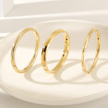 Load image into Gallery viewer, Pinch Bracelet