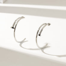 Load image into Gallery viewer, Screw Earring