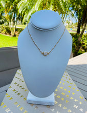 Load image into Gallery viewer, Stainless Steel Nacre Connector Necklace
