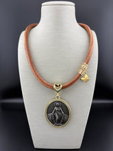 Load image into Gallery viewer, Virgen Milagrosa FKD Medallion
